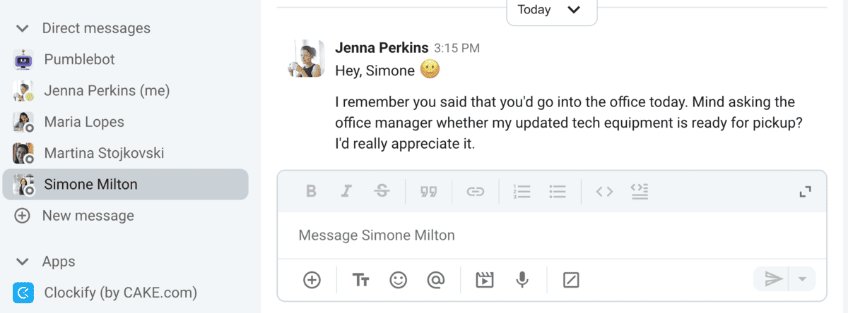 A single strand chain grapevine communication occurring in Pumble, a business communication app