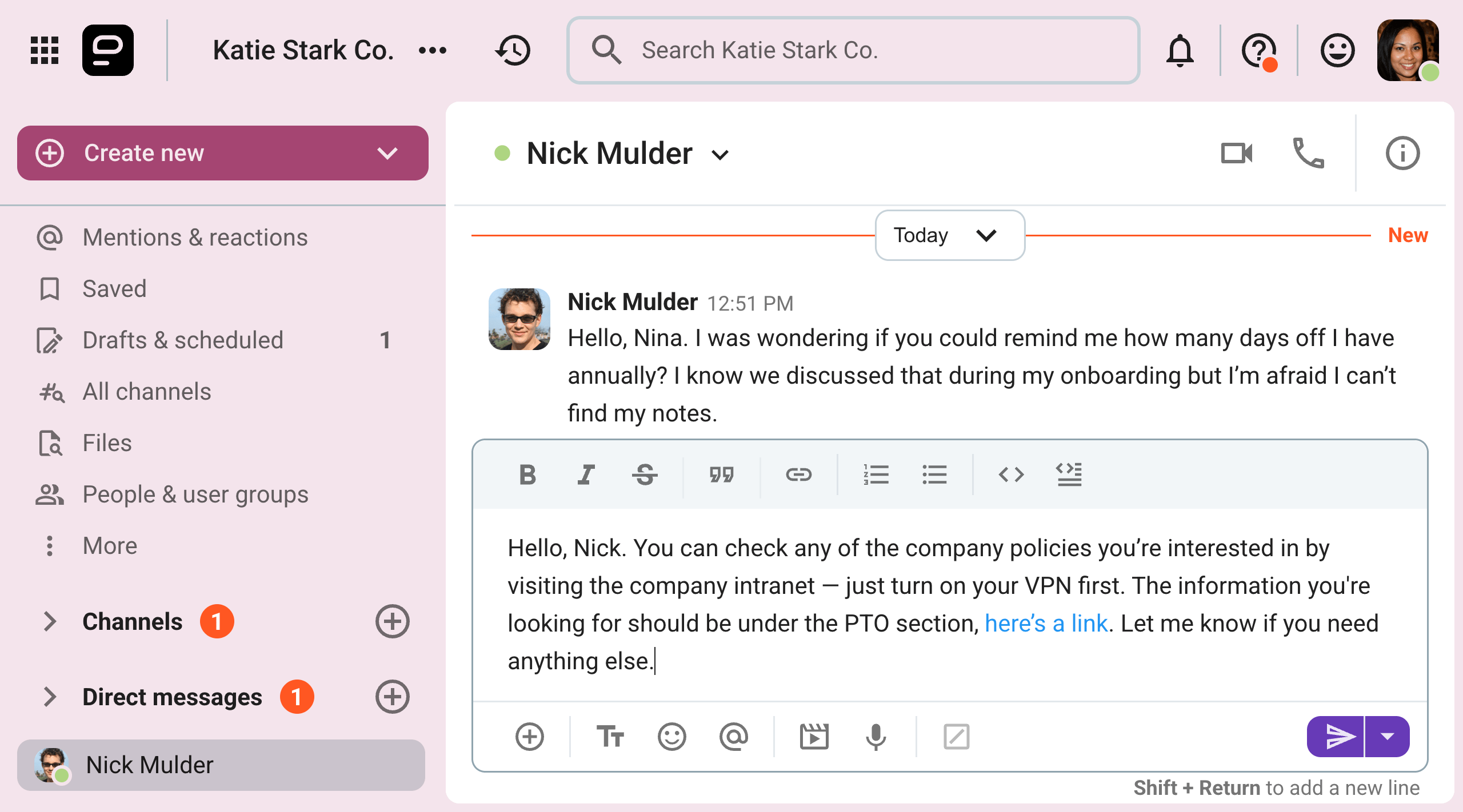 An HR professional answers an employee’s question on Pumble, the team communication app
