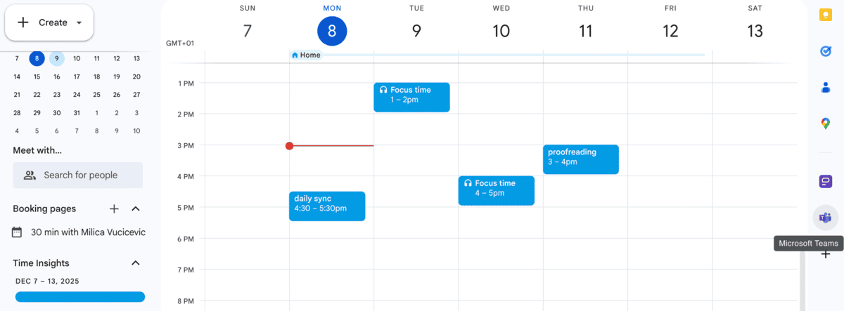 The Teams extension appears in the right-hand sidebar of your calendar
