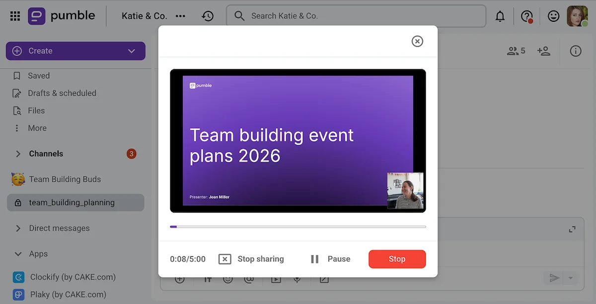 Recording a video message with a shared screen on Pumble, a business messaging app