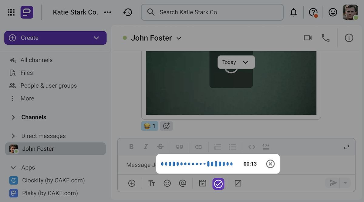 Voice and video messages in Pumble, the team communication app