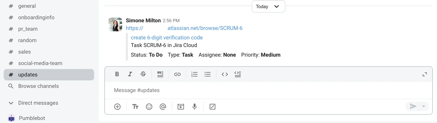 Jira links unfurl in Pumble by CAKE.com 